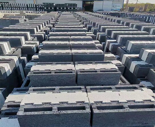 復合自保溫砌塊